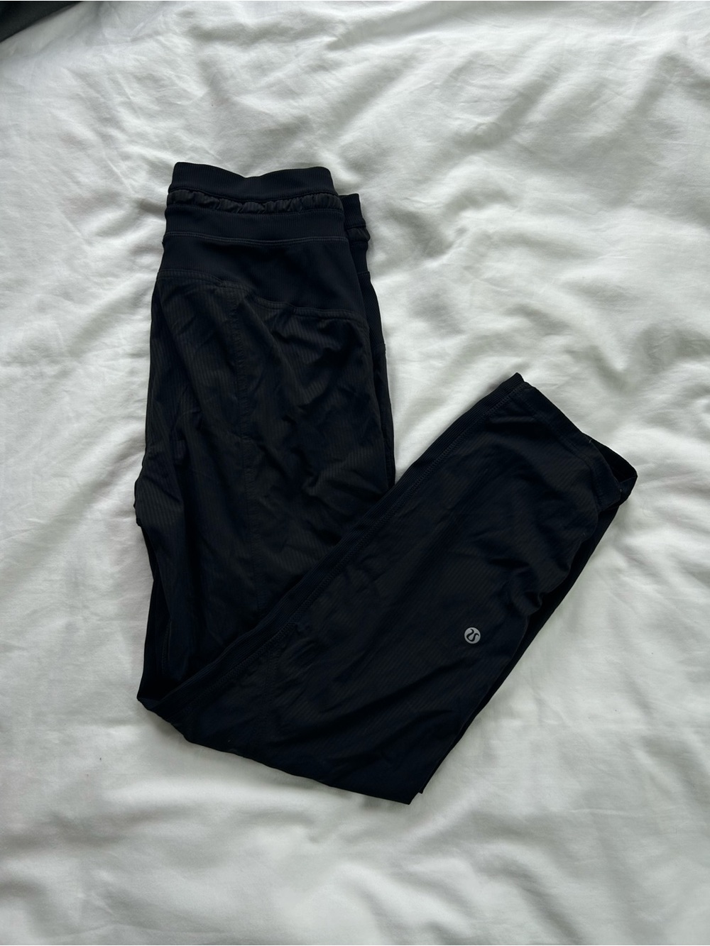 lululemon athletica Black Capri dance Joggers